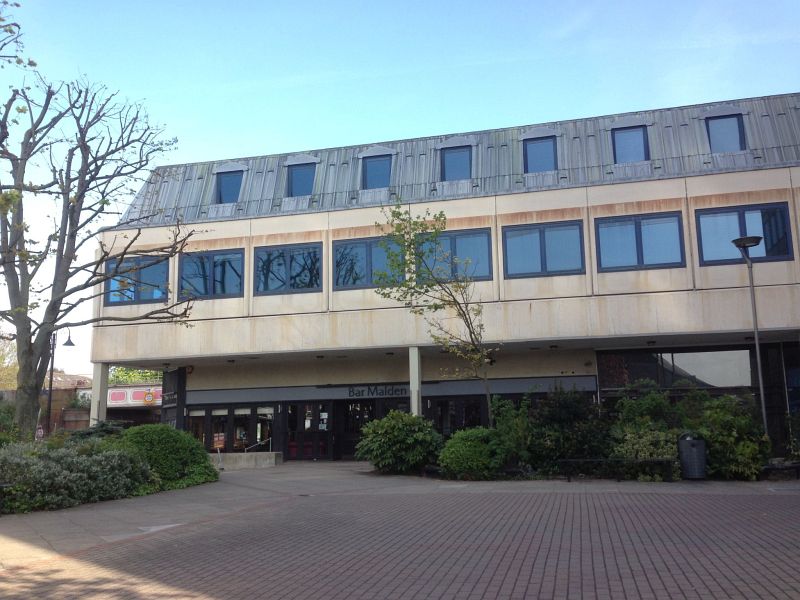 Property Photo: Hays House, St George's Square, High Street, New Malden