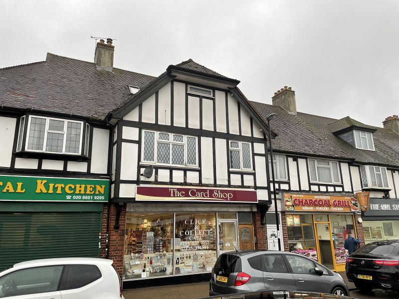 Property Photo: 330 Limpsfield Road, Hamsey Green