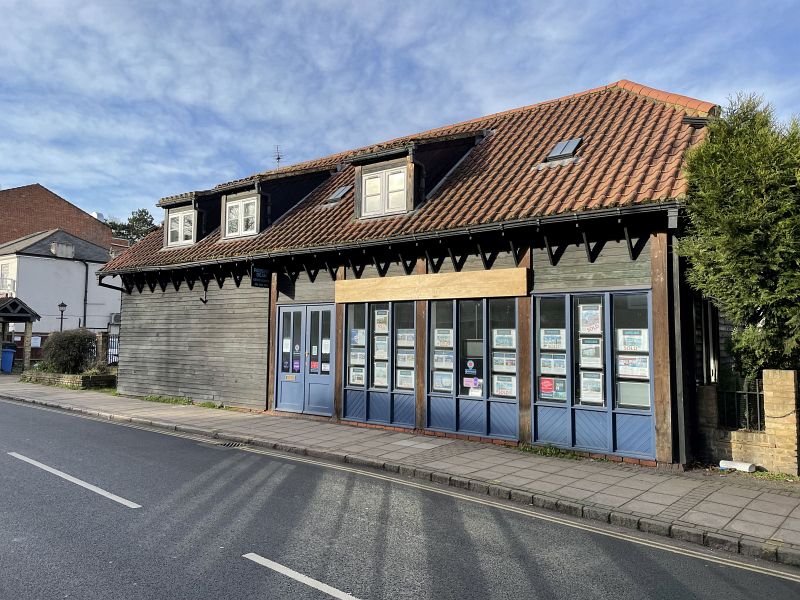 Property Photo: 48 High Street, Ewell Village