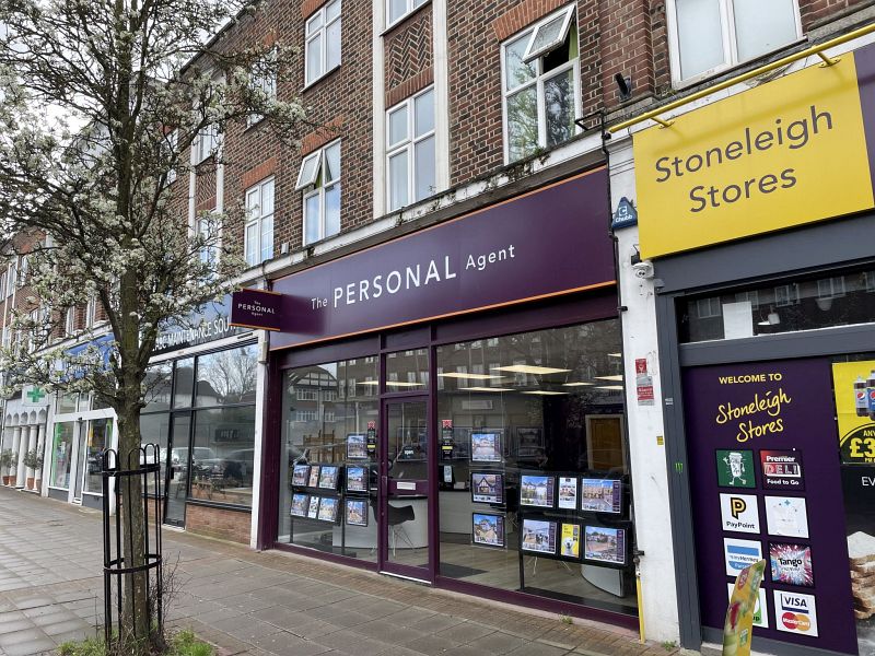 Property Photo: 62 Stoneleigh Broadway, Stoneleigh